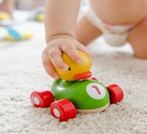 Zabawki-dla-niemowlaka-0-2-lat